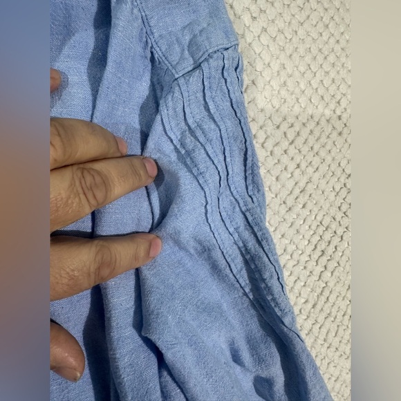 Joie Blue Linen Blend Button Front minimalist coastal Blouse size M - Picture 8 of 10